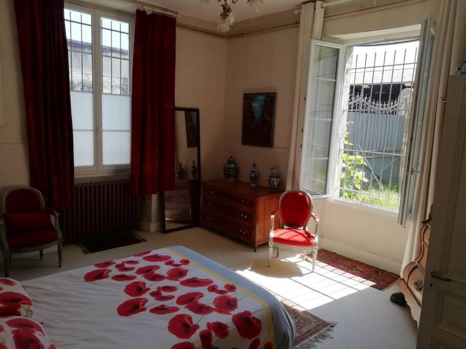 Ancien Presbytere Au Coeur Du Village Mauvezin  Zewnętrze zdjęcie